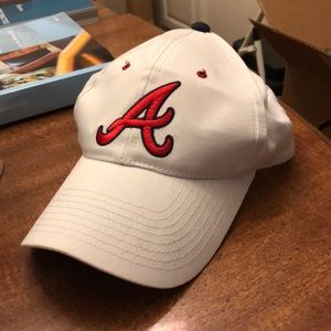 Atlanta Braves Hat - SnapBack